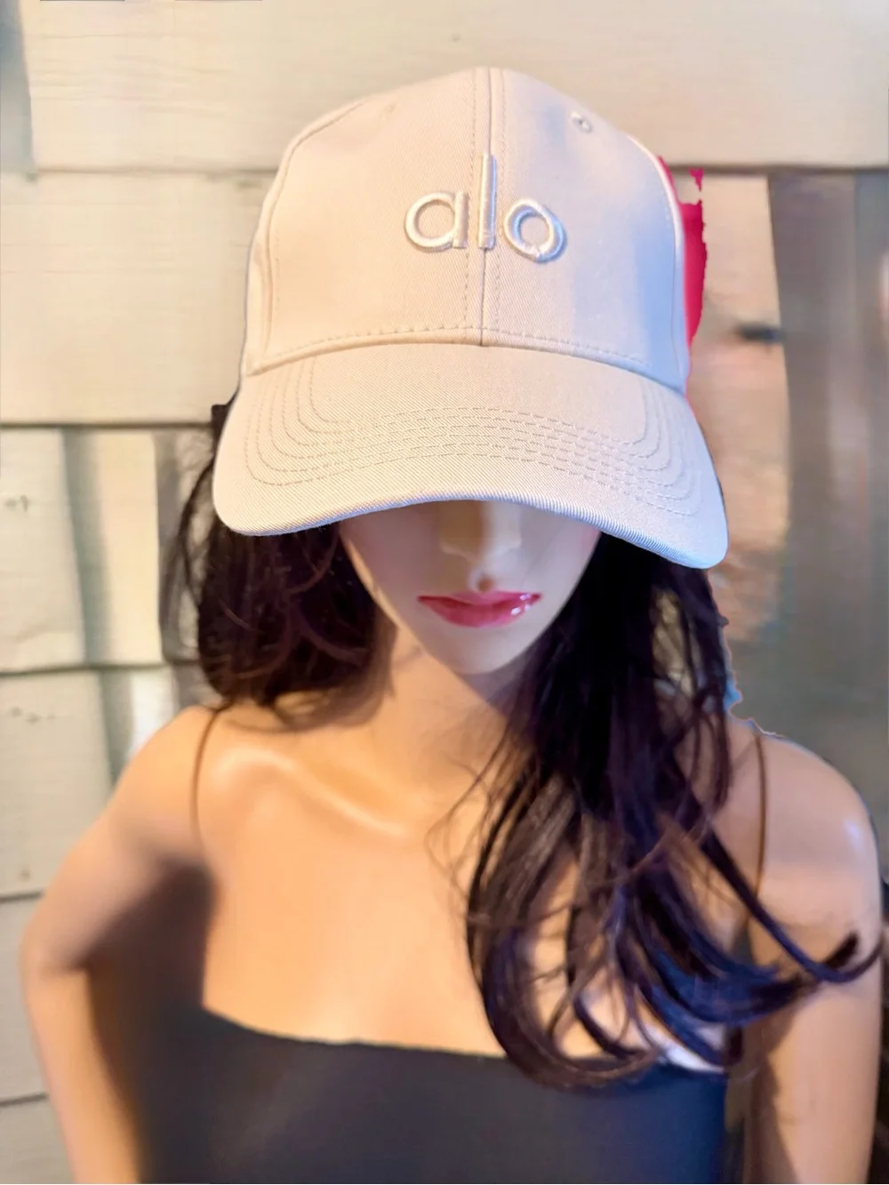 ALO Yoga Light Cream Logo Baseball Cap Unisex